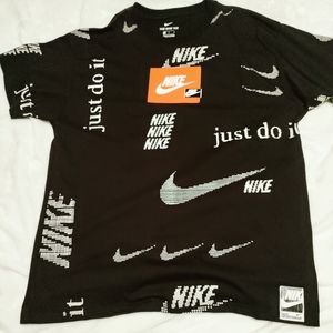 Men's Shirts and Pants Nike
